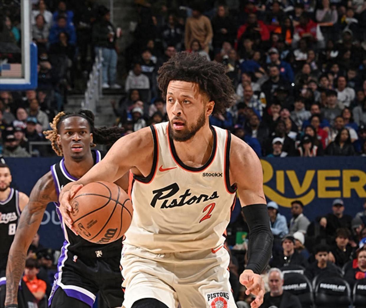 天津队逆转国王，拉文统治全场